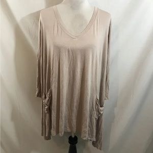 LOGO mauve 3/4 Sleeve V Neck Top With 2 Front Pockets - Women’s 3X, Bust 30”.